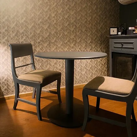 Hive Nápoles by G Hotels