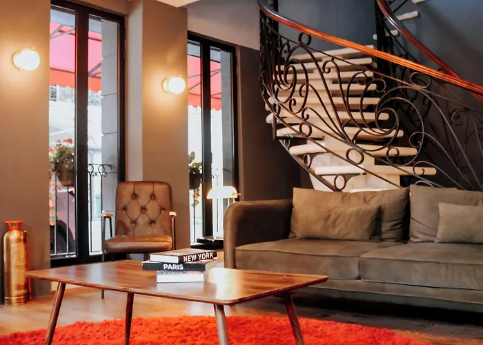 Hotel Hive Napoles By G 4*
