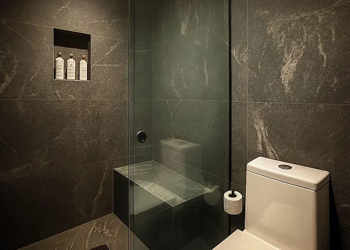Hotel Hive Napoles By G 4*